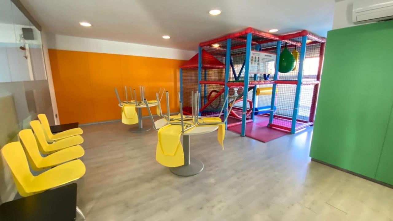 Apartamentos Elegance El Conserje เดเนีย ภายนอก รูปภาพ
